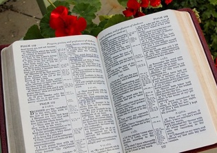 Sheriff permitted to post Christian messages on Facebook, judge rules