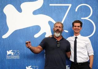 Mel Gibson's new Christian film 'Hacksaw Ridge' receives 10-minute standing ovation; Movie hits U.S. theaters November 2016