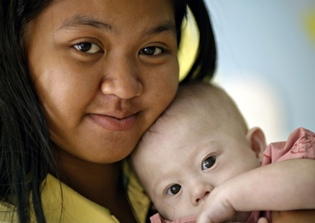 Surrogate Mother With Sick Baby Asks Abortion Doctors: 'Are You Still Human?'