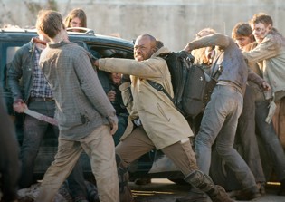 'The Walking Dead' Season 5 Finale Plot Recap: Rick Kills Pete on Deanna's Order; New Group of Villains Emerges