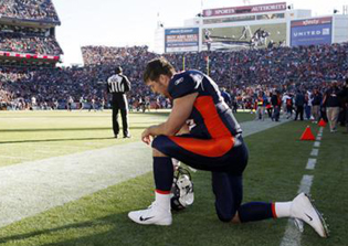 Together 2016: Tim Tebow urges millennials to 'love every person you meet'