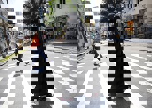 British Christian group 'mobbed' during patrol of Muslim hotspot