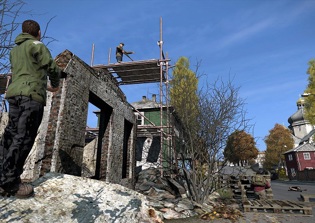 'DayZ' PS4 and Xbox One release date update: Zombie survival game becomes available to consoles; Date to be announced at E3 2016?