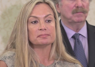 US Supreme Court turns down appeal of surrogate mother who refused to have abortion