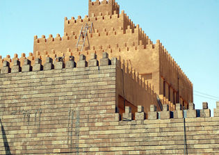 Christian refugees in Iraq putting their trust in the Church, not politicians