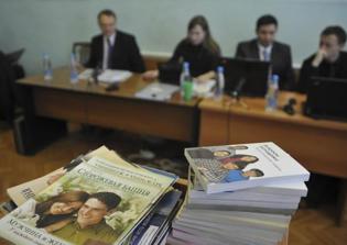 Russian court bans all Jehovah's Witnesses activities after labeling group as 'extremists'