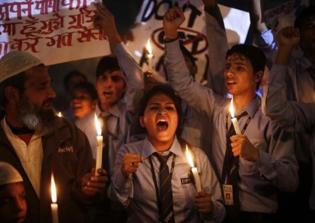 Mob in India Raids Prison, Beats Rape Suspect to Death