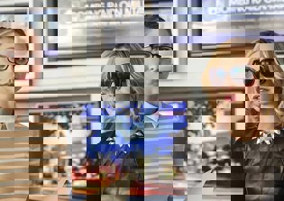 'Supergirl' season 2 spoilers: Callista Flockhart might be back for a cameo role as Cat Grant