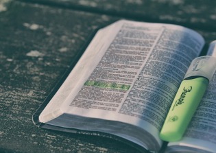 Commissioner resists demands to stop reading Bible verses at public meetings