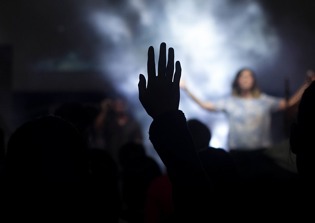 White Christian population in U.S. has fallen below 50 percent, survey finds