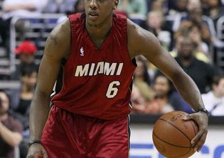 San Antonio Spurs trade rumors: Spurs looking at Chalmers to add depth
