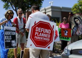 Obama finalizes rule that prevents states from defunding Planned Parenthood