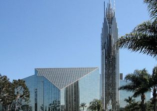 Estate sale company launches auction for belongings of Crystal Cathedral founder Robert Schuller