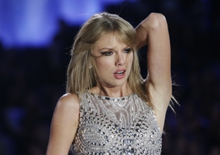 Taylor Swift and Ed Sheeran to Perform at Victoria's Secret Fashion Show 2014