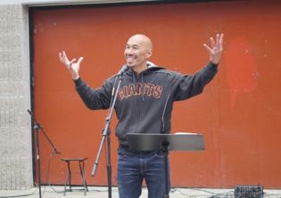Francis Chan explains decision to leave his thriving megachurch
