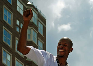 Golden State Warriors trade rumors 2016: Linked with Allen once more