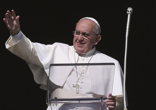 Pope Francis Praises Obama's Action on Climate Change, Stresses 'Urgency' of Issue