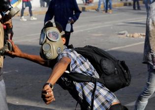 Venezuela president appeals to Pope Francis for help as violence in anti-government protests intensifies