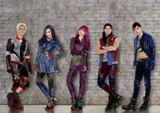 'Descendants 2' premiere date, spoilers news update: First look at cast released; Ben turns to the dark side?
