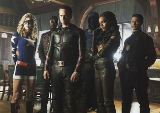 'Legends of Tomorrow' season 2 spoilers: Legends fight against zombie soldiers in episode 4, will Sara do well as the new leader?