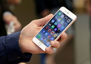 iPhone 8 release date, specs and features: biometric identification technology to replace fingerprint scanner with facial recognition system, says Ming-Chi Kuo