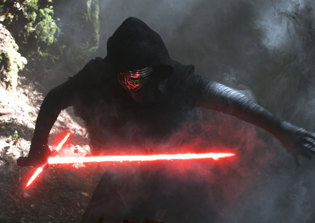 'Star Wars: Episode VIII' release date, news: Adam Driver says Kylo Ren's humanity will be explored in the sequel
