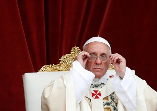 China Warns Pope Francis Not To 'Interfere' With Atheist Country
