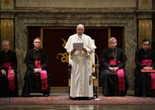 Pope Francis Mourns the Persecuted and Poor In Holiday Messages