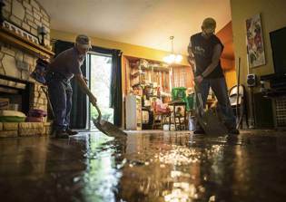 Texas Flood Death Toll Continues to Rise as More Water Pummels Northern Region