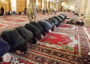 Muslim preacher says Jesus brought him back to life just before his burial