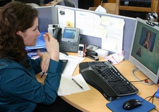 Hundreds of deaf people receive Bibles at Las Vegas expo