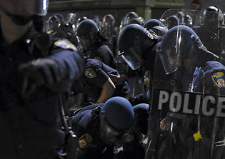 Baltimore Mayor Fires Police Chief Over Rising Homicide Rate After Freddie Gray Death