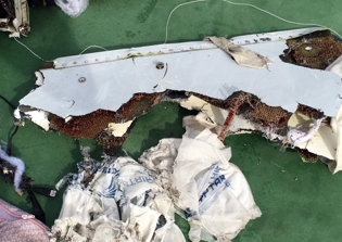 EgyptAir plane crash latest news: Debris recovered as it's discovered smoke-alarms set off before crash