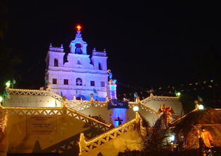 Angry mob attacks Christian carolers in India