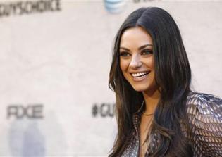 Ashton Kutcher, Mila Kunis Reveal Name Of New Daughter, Offer Teaser Photos