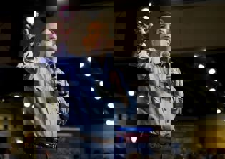 Ted Cruz gains support from Christian communities