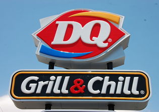Dairy Queen franchisee defends 'In God We Trust' sign at store following complaint from customer