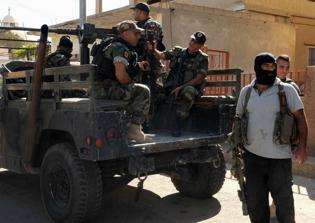 Christian women arm themselves in Lebanon, threaten to send ISIS jihadists to hell