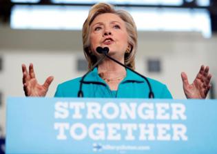 US presidential poll update 2016: Hillary Clinton leads Donald Trump by 5 points in new Reuters/Ipsos poll