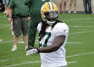 Green Bay Packers speculations: Is Knile Davis a permanent solution to a temporary problem?