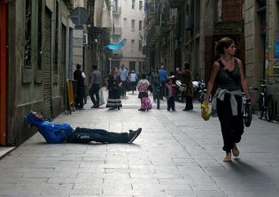 Posters in Barcelona urge Muslims to marry Christian women to 'strengthen' Islam