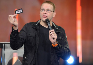 Perry Noble will go 'dark' on social media after rehab stint