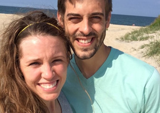 Duggars '19 Kids and Counting' News: Jill Duggar, Derick Dillard Baby Gender — It's a Boy!