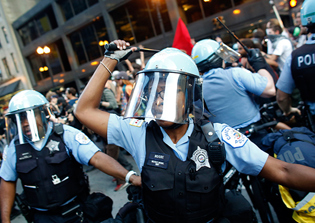 Chicago Police Captain Shot In Hours-Long Standoff With Suspect