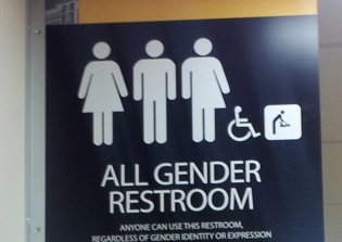 School halts Obama transgender bathroom policy after parents pull kids out in Michigan