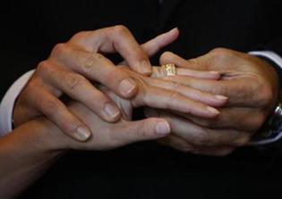 Couple Who Served as Flower Girl and Ring Bearer at Wedding 17 Years Ago Marry in Same Church