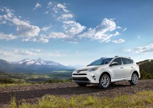 Toyota RAV4 vs. Honda CR-V specs review and comparison: Which is the better small SUV model?