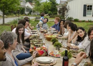 'The Walking Dead' news: creator Robert Kirkman gives a rough idea when the Alexandrians' story will end