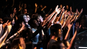 Evangelical Christianity Growing Among Young Adults, Men, and Ethnic Minorities in Britain: Report