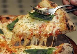 Arkansas Pizza Shop Under Fire For 'Church Bulletin Discount'